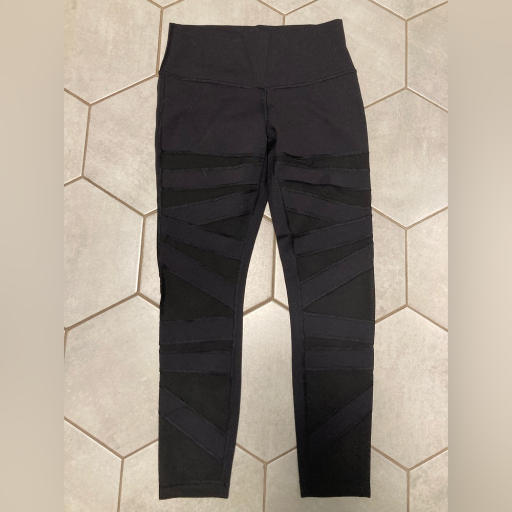 Lululemon Motor Leggings Size 8